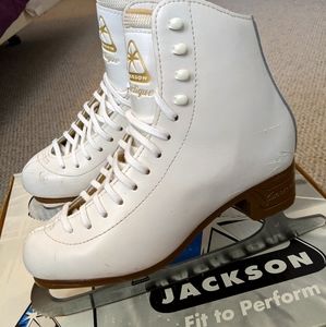 Jackson Mystique Figure Skate